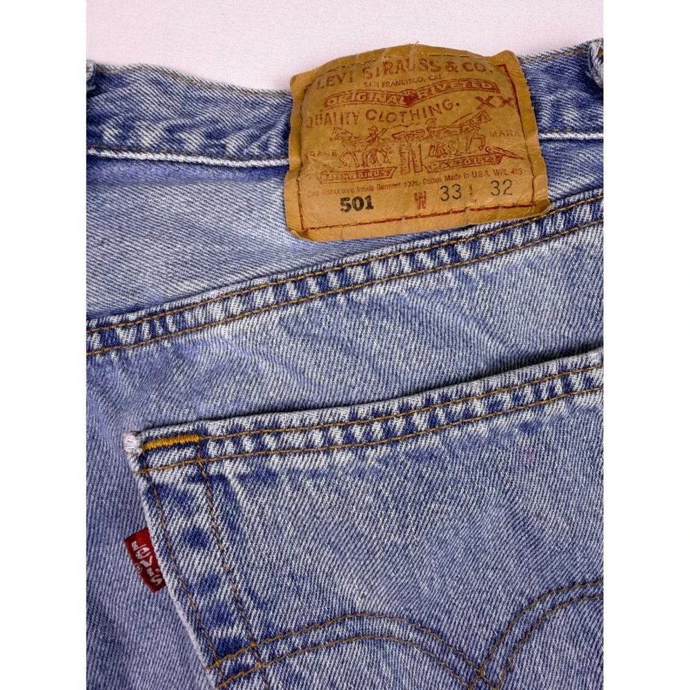 Vtg Levis 501 Jeans‎ 33x32 (Fits 31x31) Light Wash Straight Leg Button Fly USA